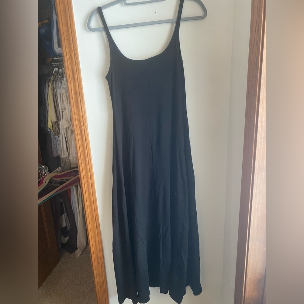 Old Navy ribbed midi dress